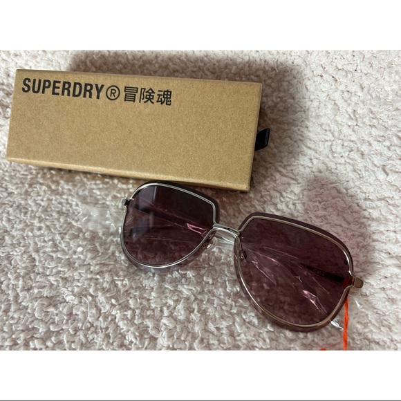 Superdry Other - Superdry Silver Pink Gradient Studios Wave Aviator Sunglasses New In Box Unisex